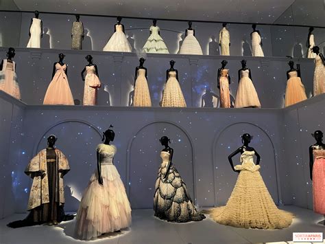 galerie de dior|Dior exhibition Paris 2024.